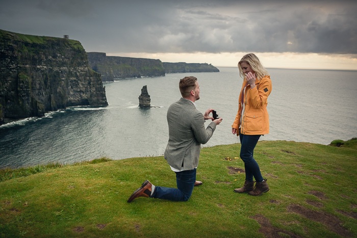 wedding_proposal_cliffs_of_moher (2 of 4)